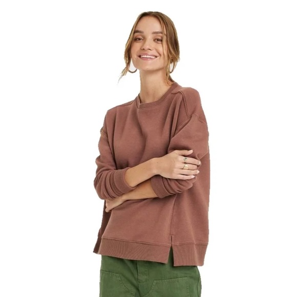 NWT  Universal Thread Women’s Long sleeve Crewneck Sweater Brown XS - Picture 1 of 12